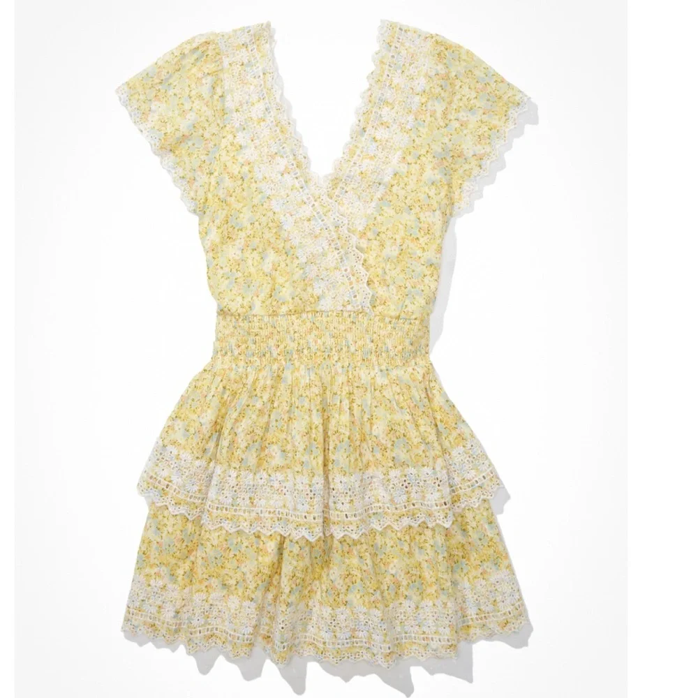 American Eagle Dress. EUC. Medium - Picture 2 of 2